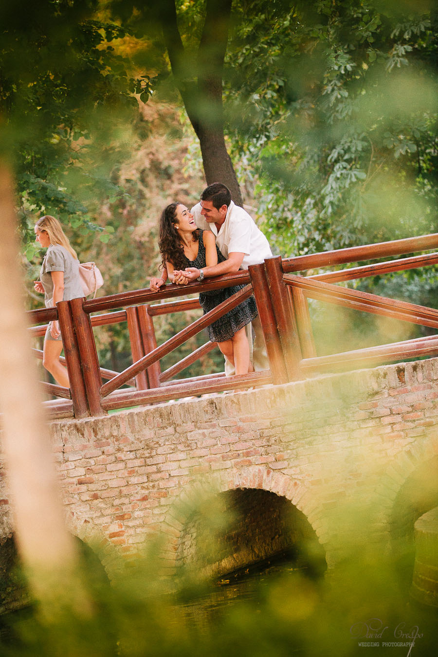 Preboda Silvia y Miguel Parque El Retiro Madrid, Fotografo David Crespo Fotowedding www.davidcrespo.com, preboda divertida, esession prewedding wedding photographer, fotografia de boda, fotografos de bodas, novios, fotoperiodismo, documentary photojournalism