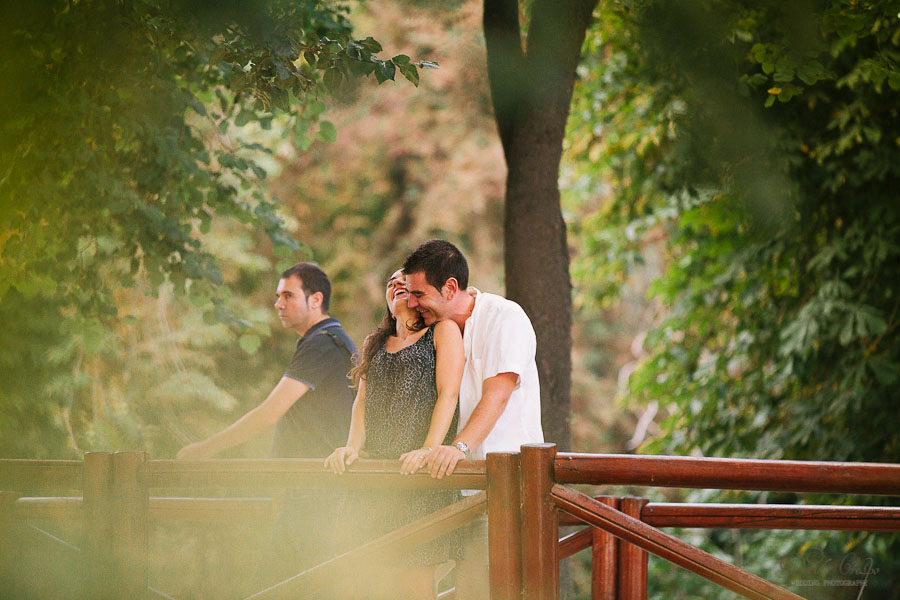 Preboda Silvia y Miguel Parque El Retiro Madrid, Fotografo David Crespo Fotowedding www.davidcrespo.com, preboda divertida, esession prewedding wedding photographer, fotografia de boda, fotografos de bodas, novios, fotoperiodismo, documentary photojournalism