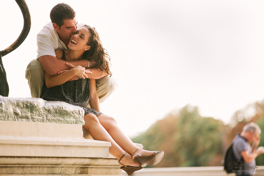 Preboda Silvia y Miguel Parque El Retiro Madrid, Fotografo David Crespo Fotowedding www.davidcrespo.com, preboda divertida, esession prewedding wedding photographer, fotografia de boda, fotografos de bodas, novios, fotoperiodismo, documentary photojournalism