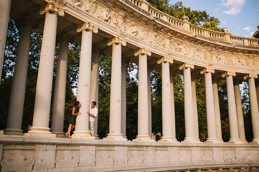 Preboda Silvia y Miguel Parque El Retiro Madrid, Fotografo David Crespo Fotowedding www.davidcrespo.com, preboda divertida, esession prewedding wedding photographer, fotografia de boda, fotografos de bodas, novios, fotoperiodismo, documentary photojournalism